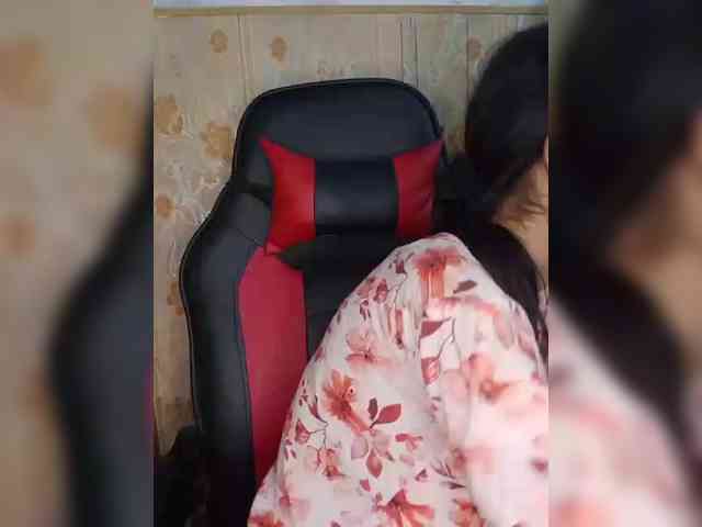 AlinaPopy webcam
