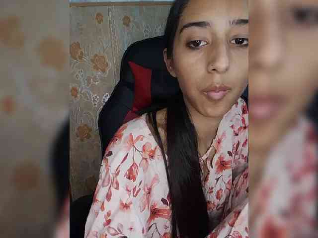 AlinaPopy webcam