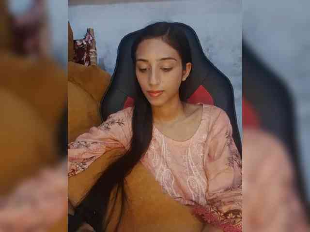 AlinaPopy webcam