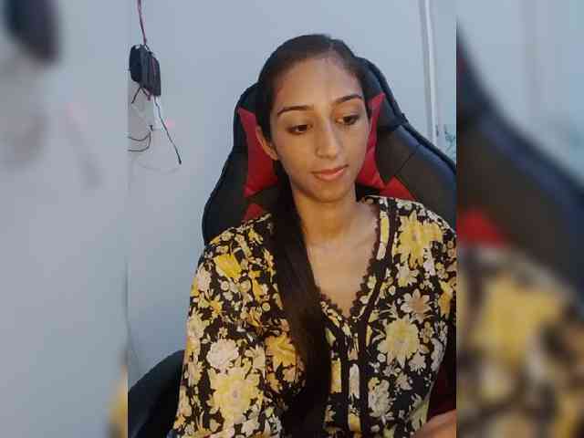 AlinaPopy webcam