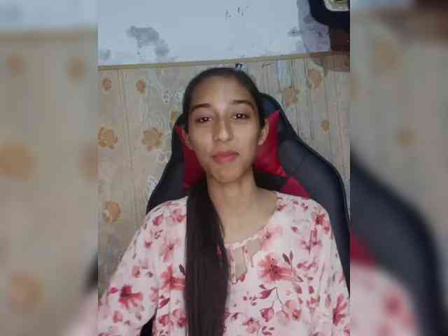 AlinaPopy webcam