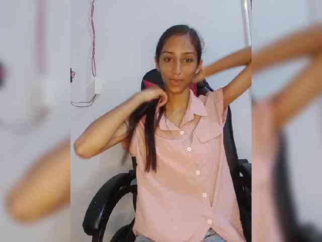 AlinaPopy webcam