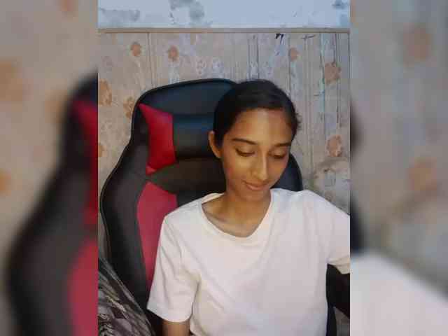AlinaPopy webcam
