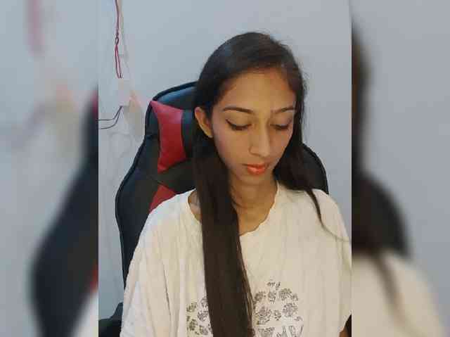 AlinaPopy webcam