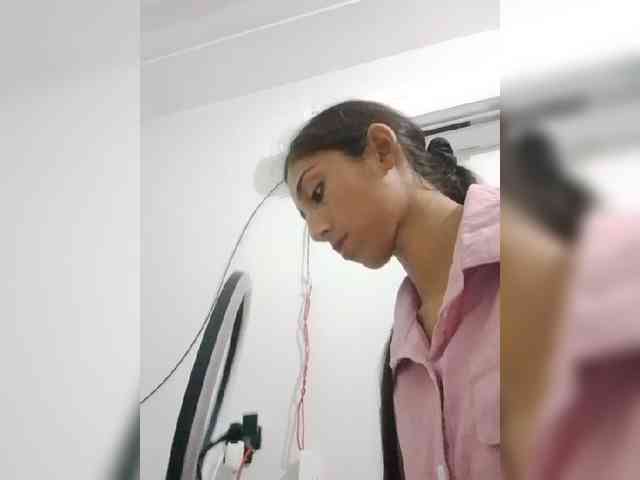 AlinaPopy webcam