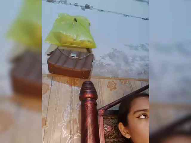AlinaPopy webcam