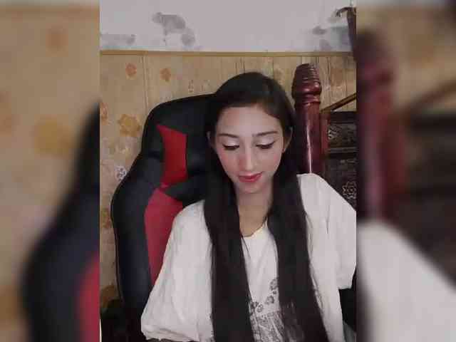 AlinaPopy webcam