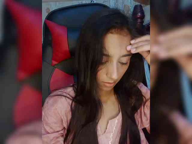 AlinaPopy webcam