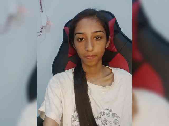 AlinaPopy webcam