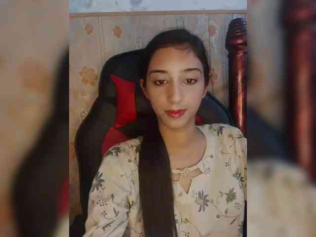 AlinaPopy webcam