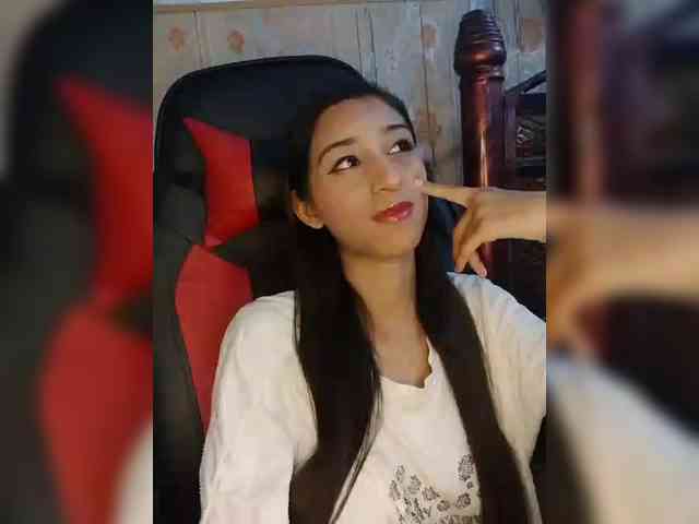 AlinaPopy webcam