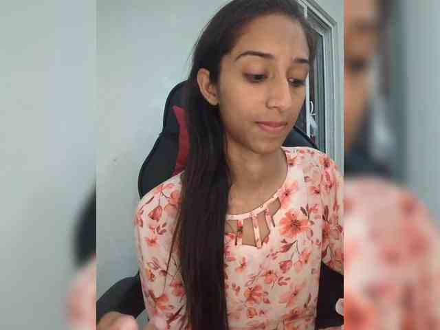 AlinaPopy webcam