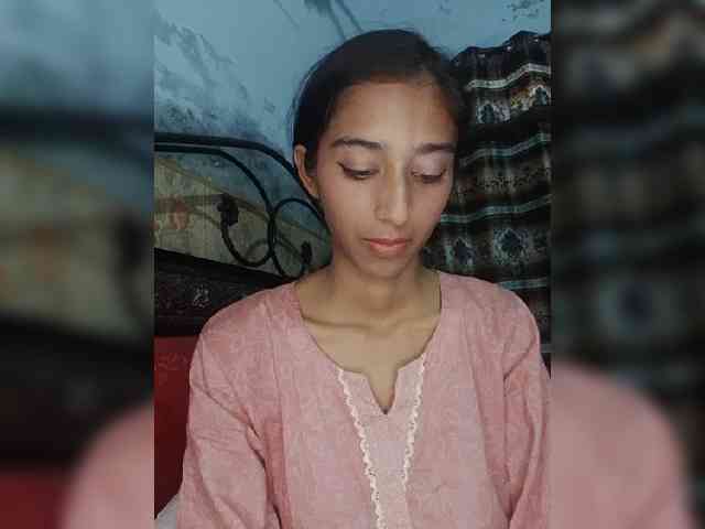 Modelo: AlinaPopy