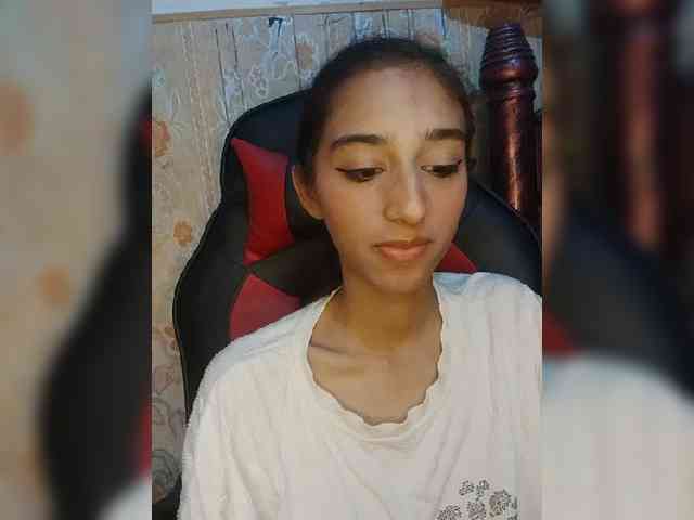 AlinaPopy webcam