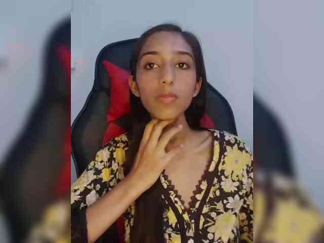 AlinaPopy webcam