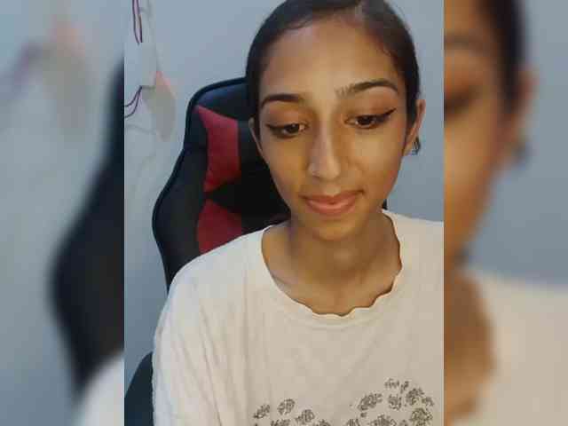 AlinaPopy webcam