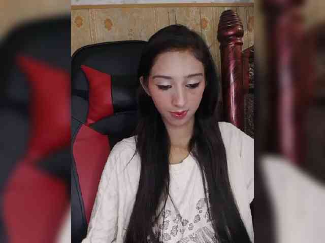 AlinaPopy webcam