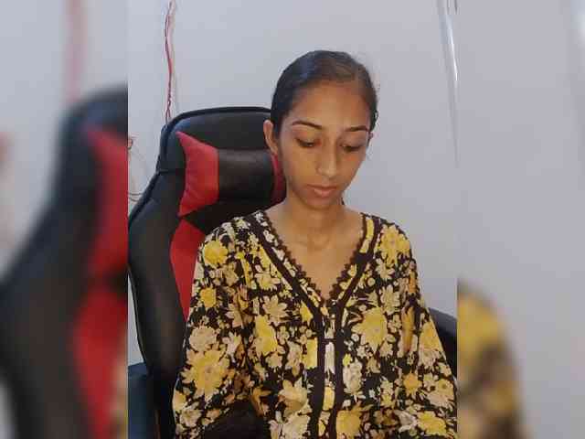 AlinaPopy webcam