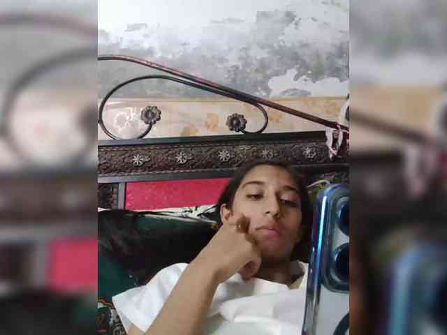 AlinaPopy webcam