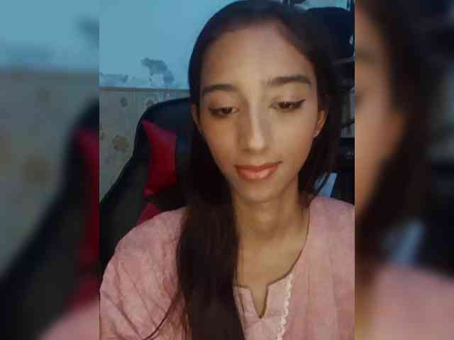AlinaPopy webcam
