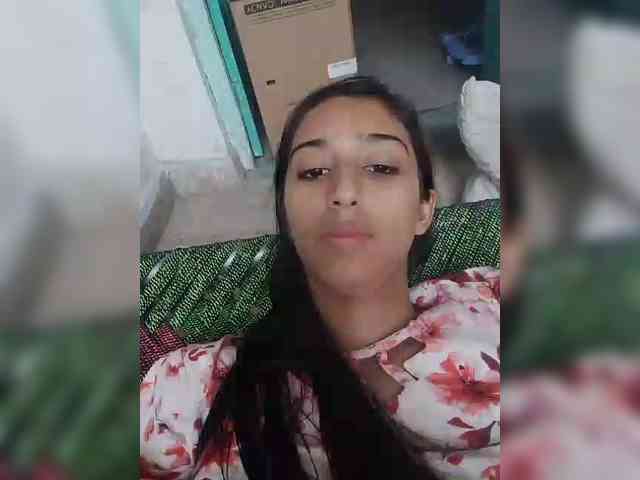 AlinaPopy webcam