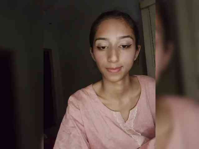 AlinaPopy webcam