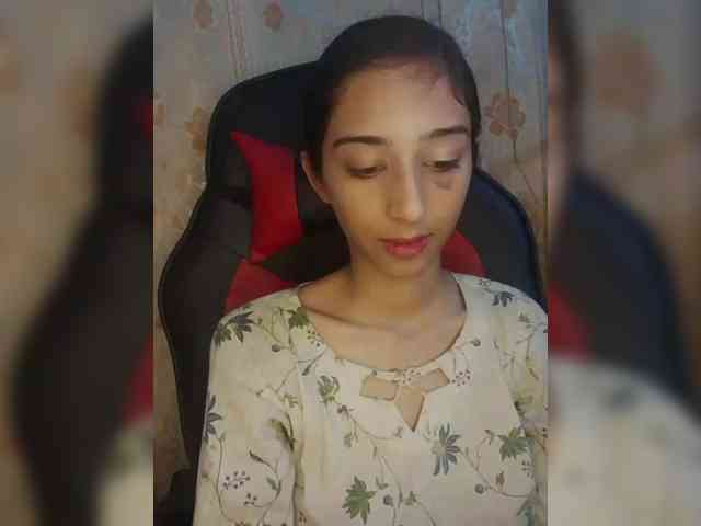 AlinaPopy webcam