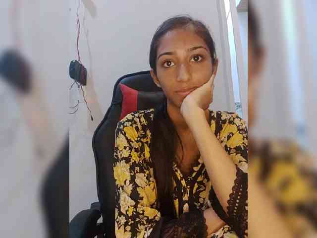 AlinaPopy webcam