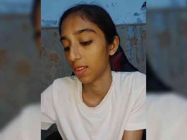 AlinaPopy webcam