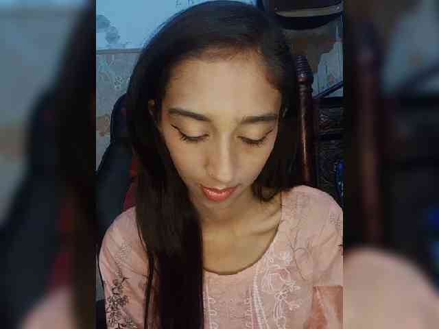 AlinaPopy webcam