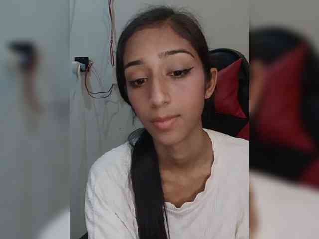 AlinaPopy webcam