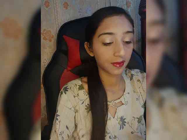 AlinaPopy webcam