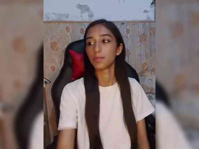AlinaPopy webcam