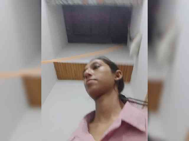 AlinaPopy live female cam on bongacams