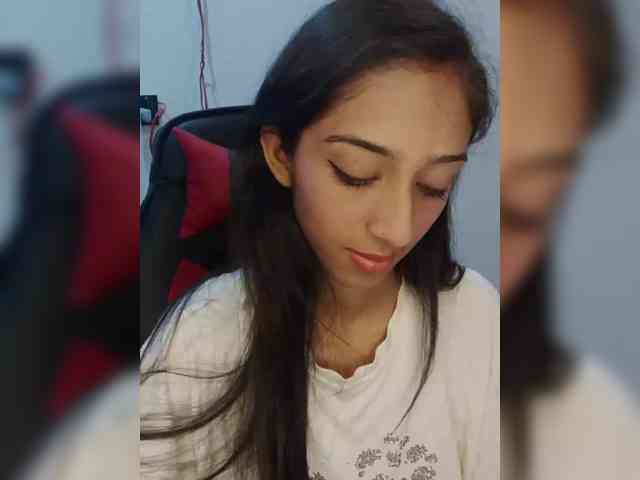 AlinaPopy webcam