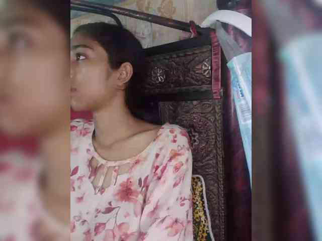 AlinaPopy webcam