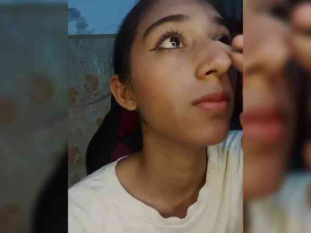 AlinaPopy webcam