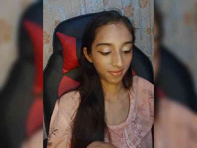 AlinaPopy webcam