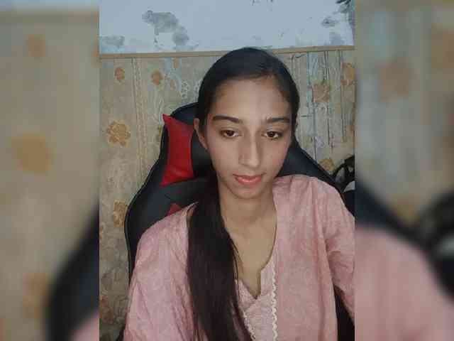 AlinaPopy webcam