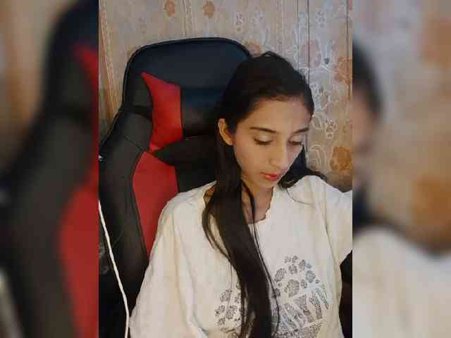 AlinaPopy webcam