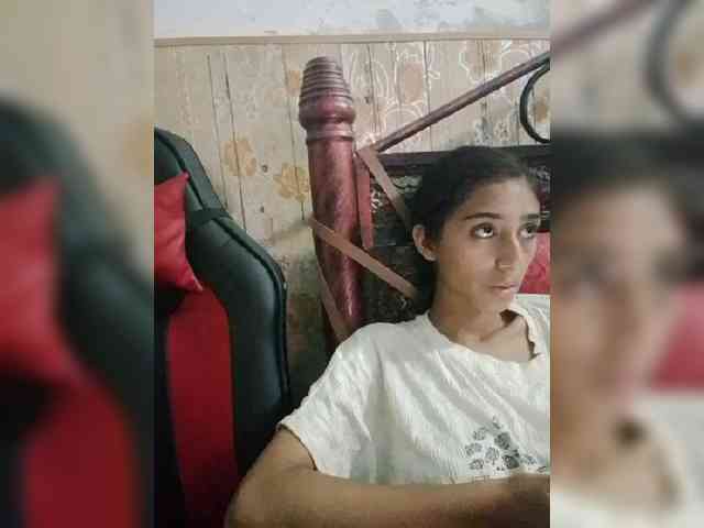 AlinaPopy webcam