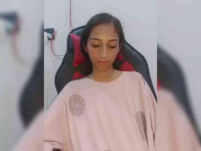 AlinaPopy webcam
