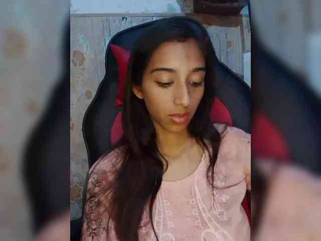 AlinaPopy webcam