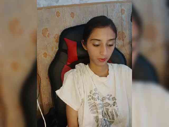 AlinaPopy webcam
