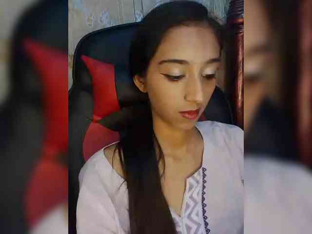 AlinaPopy webcam