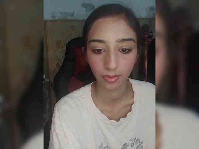 AlinaPopy webcam