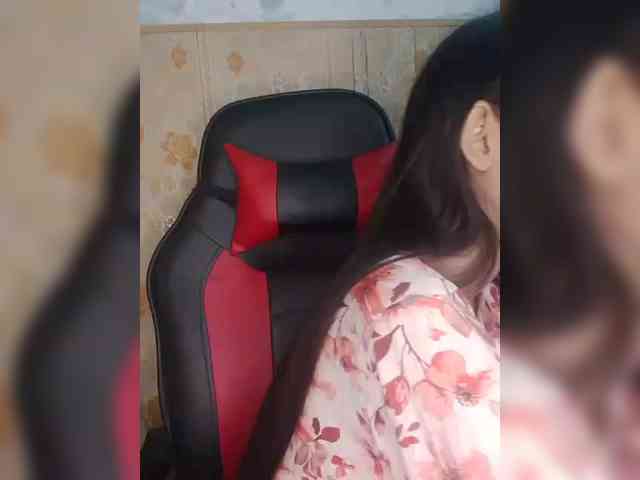 AlinaPopy webcam