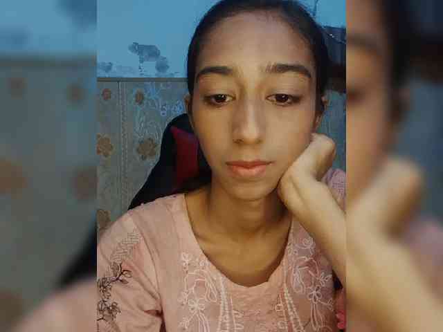 AlinaPopy webcam