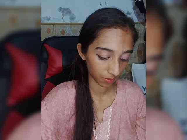 AlinaPopy webcam