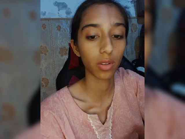 AlinaPopy webcam